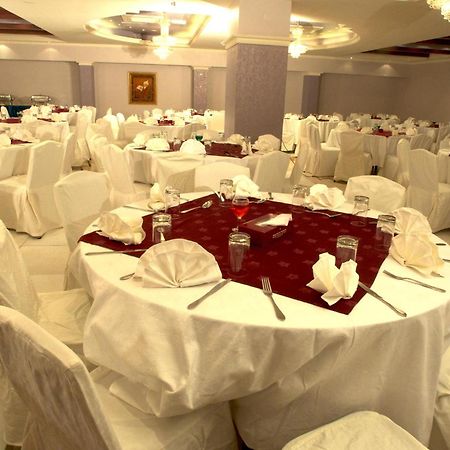 Safeer Plaza Hotel Muscat Eksteriør billede